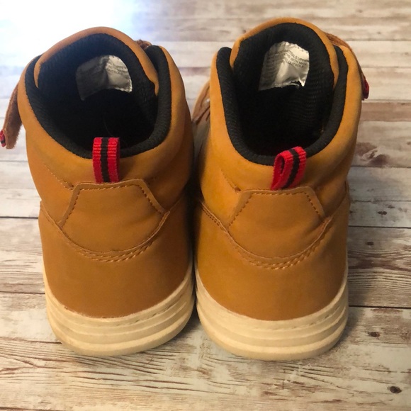 Boys casual hightops - Picture 5 of 8